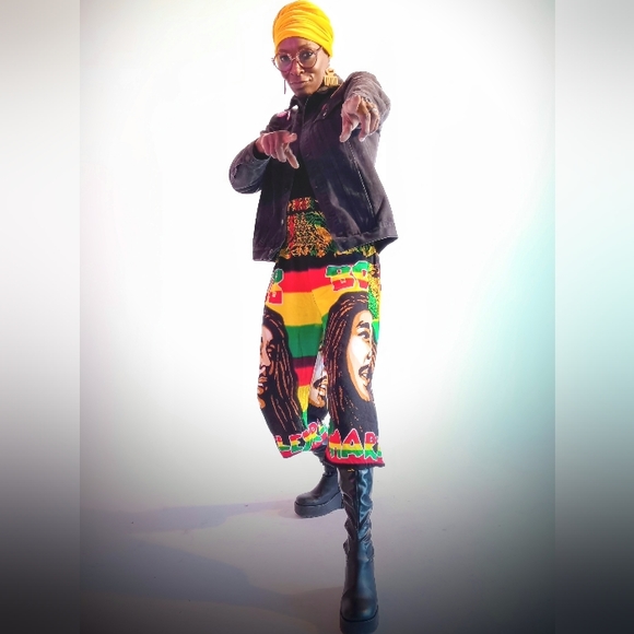 Meet your Posher, Shawn and Tonya - Picture 1 of 3